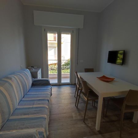 Casa Violina Apartment Lido di Camaiore Ngoại thất bức ảnh