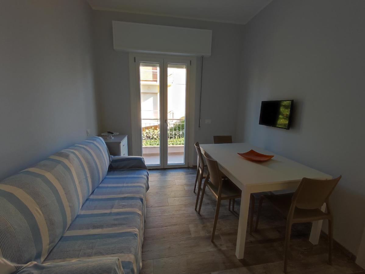 Casa Violina Apartment Lido di Camaiore Ngoại thất bức ảnh